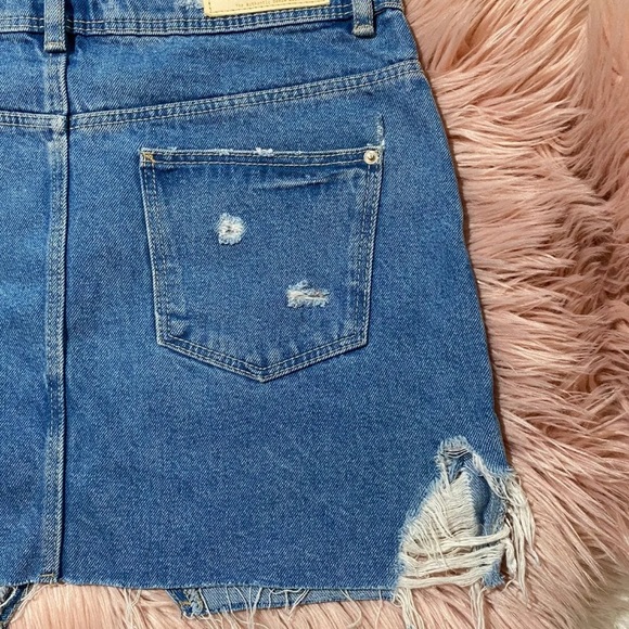 Zara distressed denim skirt - Picture 6 of 7